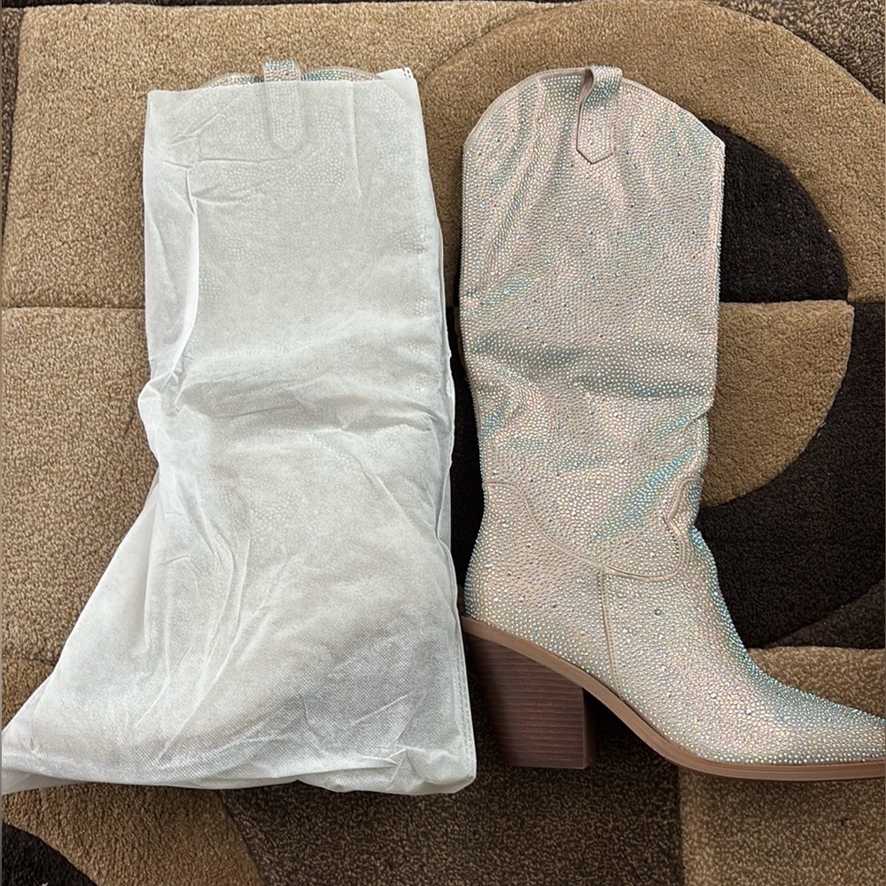 Elegant Crystal-Embellished Women's Boots Rhinestone boots